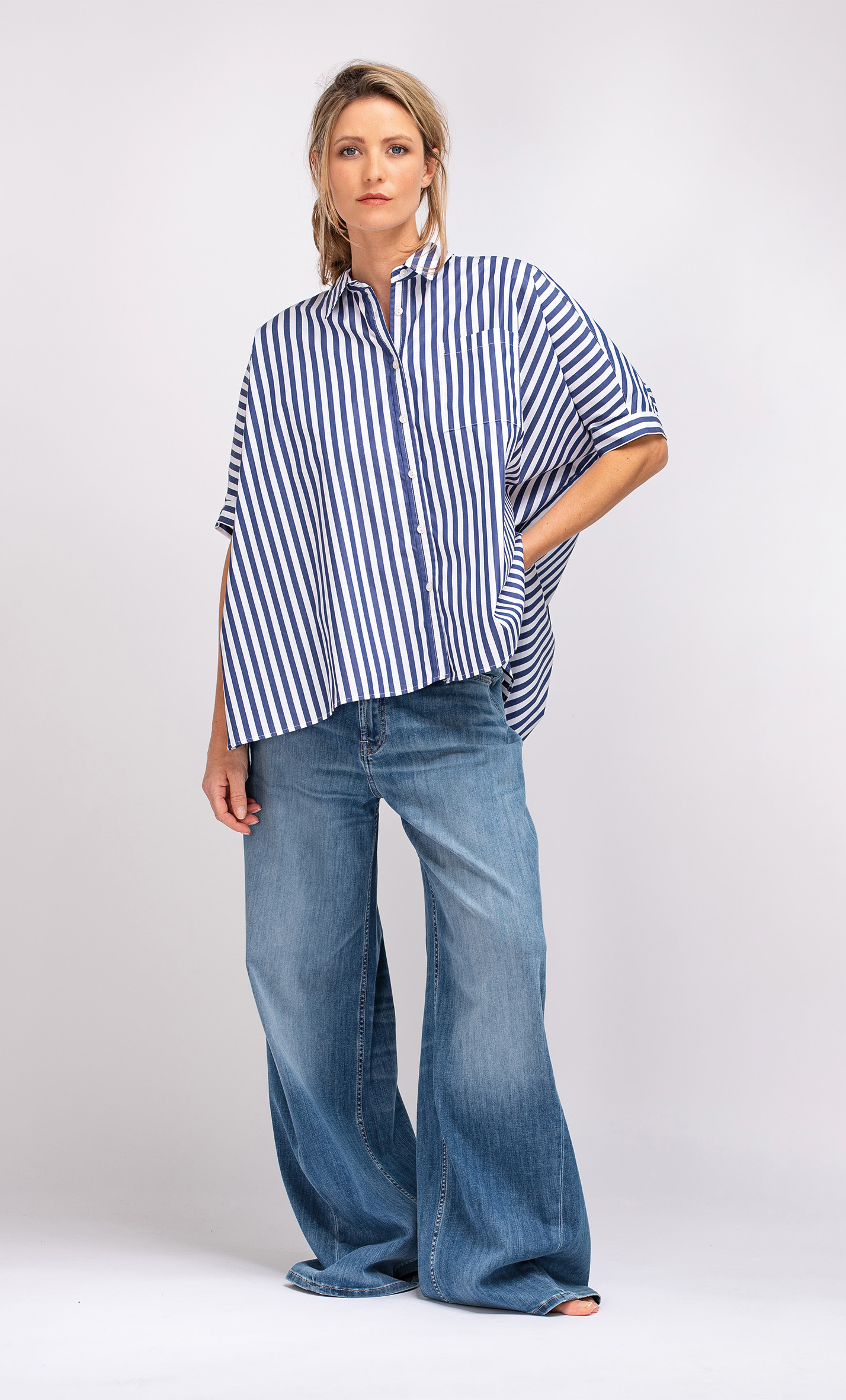 True Religion  - Oversize Bluse mit kurzem Arm Blockstreifen